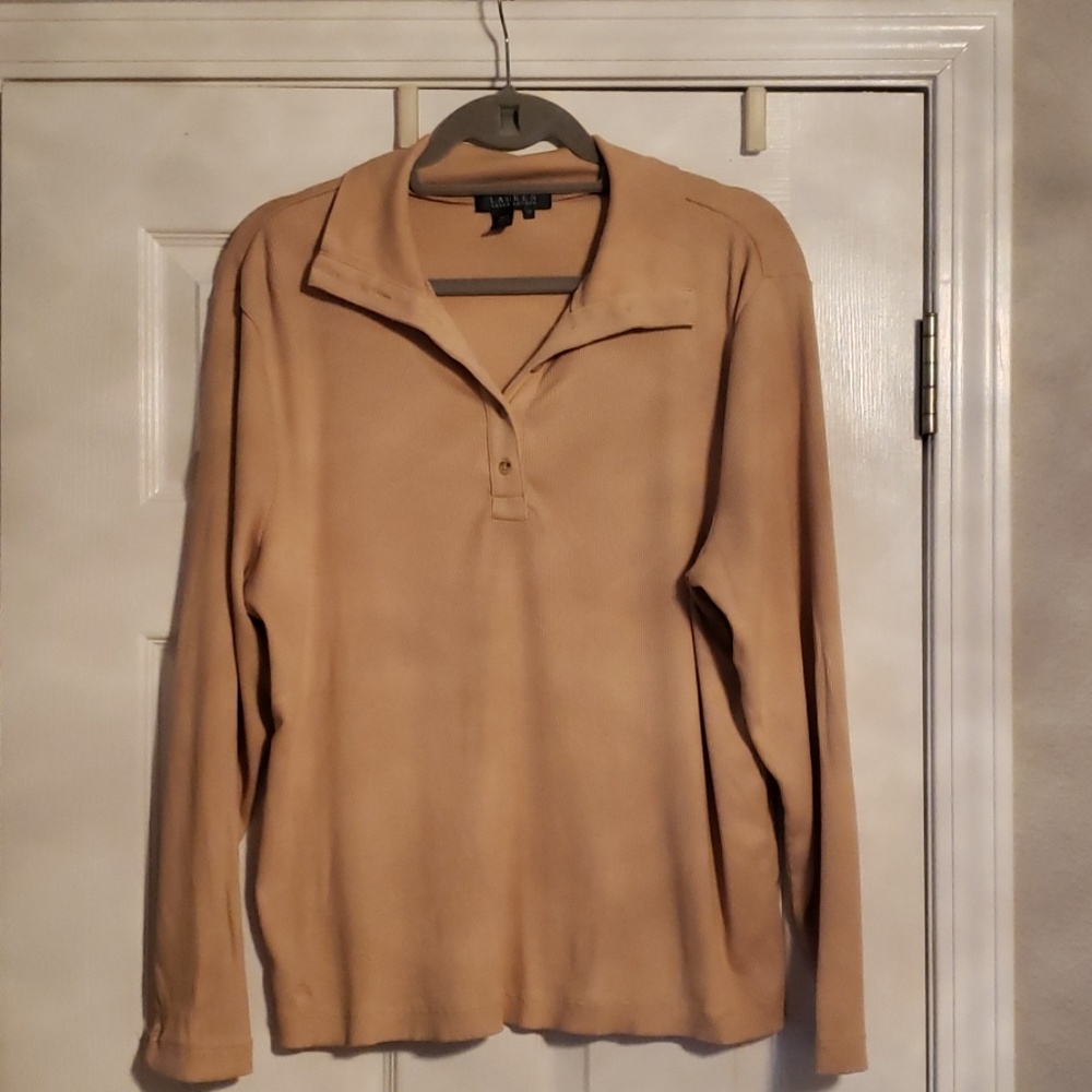 🌷Long sleeve v neck with buttons